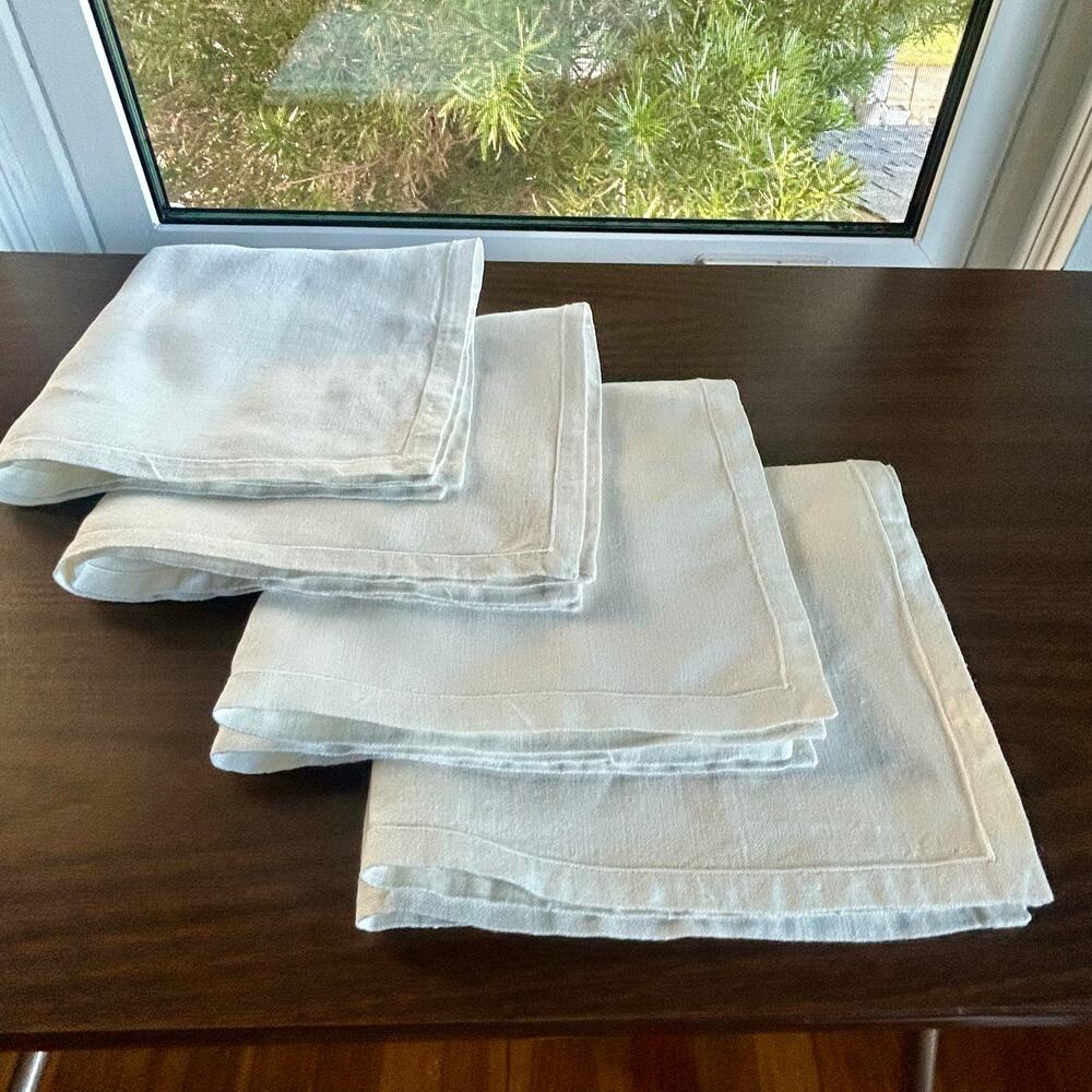 Set of 4 Vintage White Linen Hemstitched Napkins 15x15